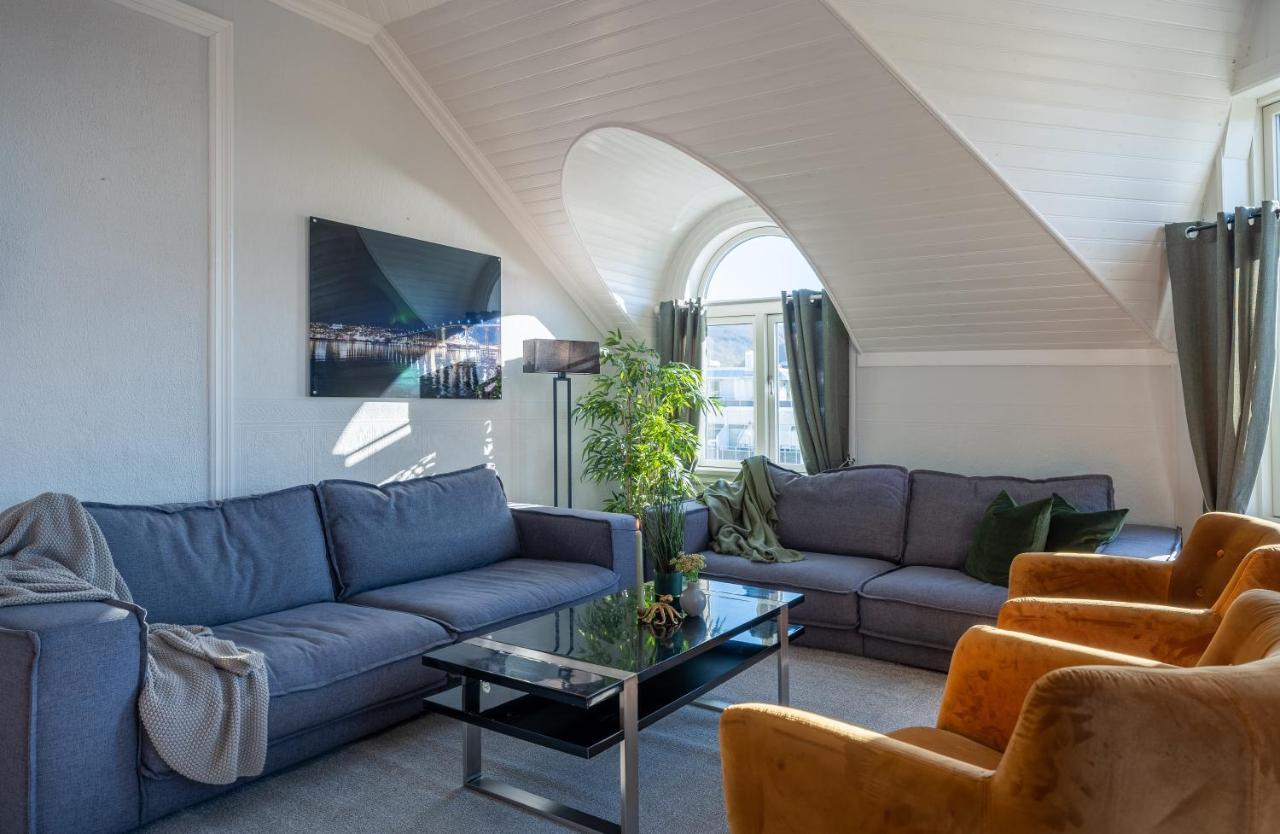 Enter Tromso - Exclusive 4 Bedroom Villa ภายนอก รูปภาพ