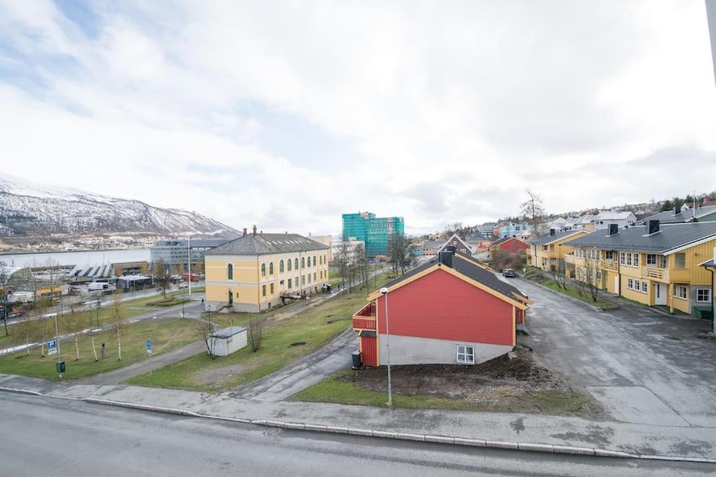 Enter Tromso - Exclusive 4 Bedroom Villa ภายนอก รูปภาพ