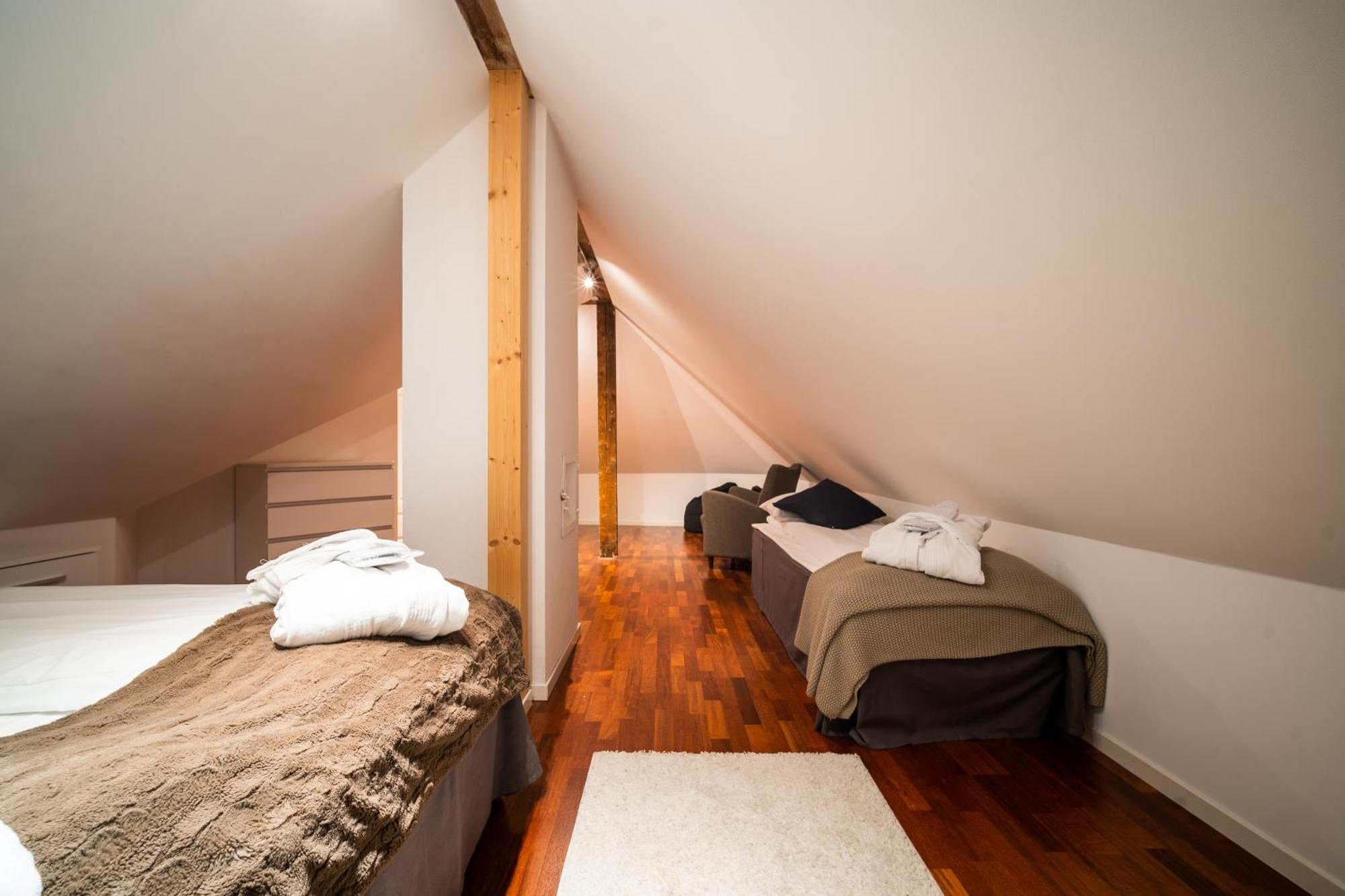 Enter Tromso - Exclusive 4 Bedroom Villa ภายนอก รูปภาพ